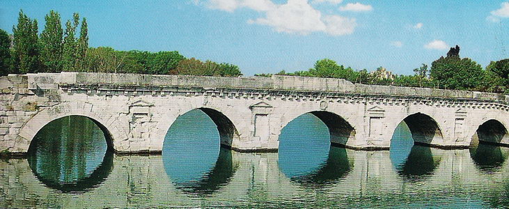 Старый римский мост императора Тиберия