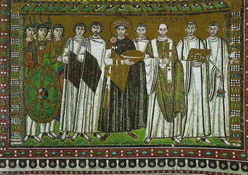 Мозаика «Император Юстиниан со свитой» в Сан-Витале