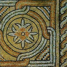 Фрагменты напольных мозаик в музее Дом с каменными коврами