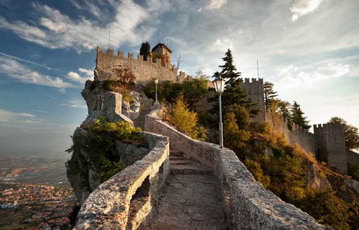 Вид на Вторую крепость Честа в Сан-Марино