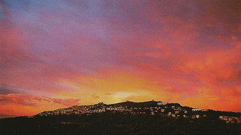 Панорама горы Титано и республики Сан-Марино на закате