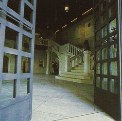 Вестибюль Правительственного дворца в Сан-Марино