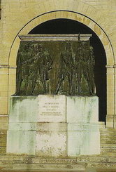 Памятник защитникам свободы на площади Сант-Агата в Сан-Марино