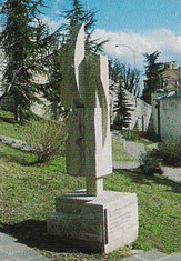 Памятник «Скрипичных дел мастер», Марино Капиккиони