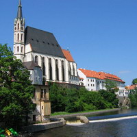 Вид на собор св. Вита с реки