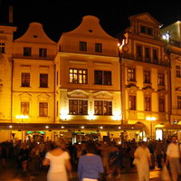 Староместская площадь и толпы ночных туристов