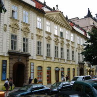 Улица На Пршикопе - Славянский дом
