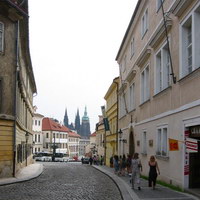 Лоретанская улица по направлению к Градчанской площади