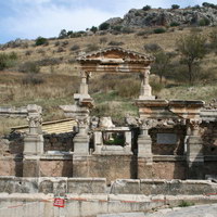 Фонтан Траяна в Эфесе