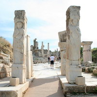 Ворота Геракла в Эфесе