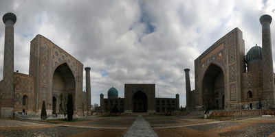 Площадь Регистан в Самарканде