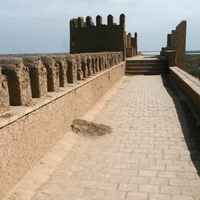 Cтены и ворот Старого Термеза