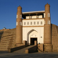 Главные ворота крепости Арк в Бухаре