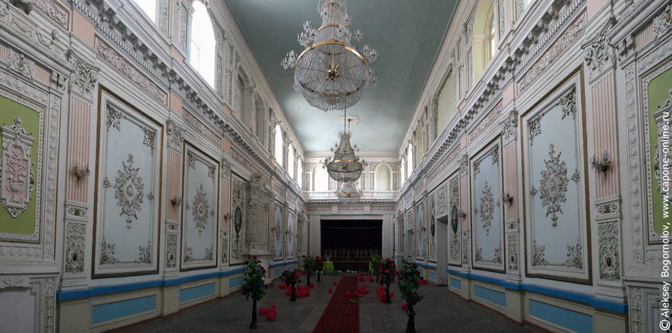 Интерьеры дворца Николая II в Кагане близ Бухары
