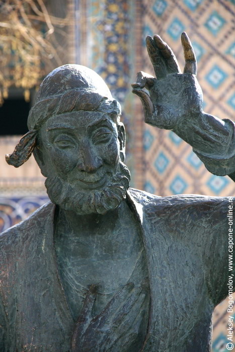 Памятник Ходже Насреддину в Бухаре Памятник Ходже Насреддину в Бухаре