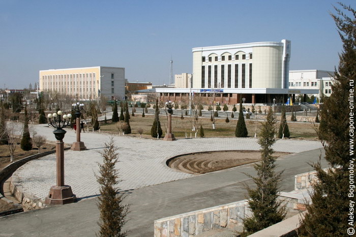 Улица Аль-Беруни в Ургенче Улица Аль-Беруни в Ургенче