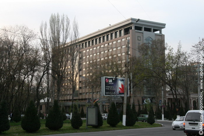 Улица Абдулла Кадыри в Ташкенте Улица Абдулла Кадыри в Ташкенте