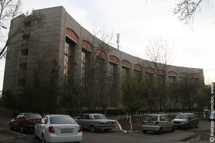 Улица Абдулла Кадыри в Ташкенте Улица Абдулла Кадыри в Ташкенте