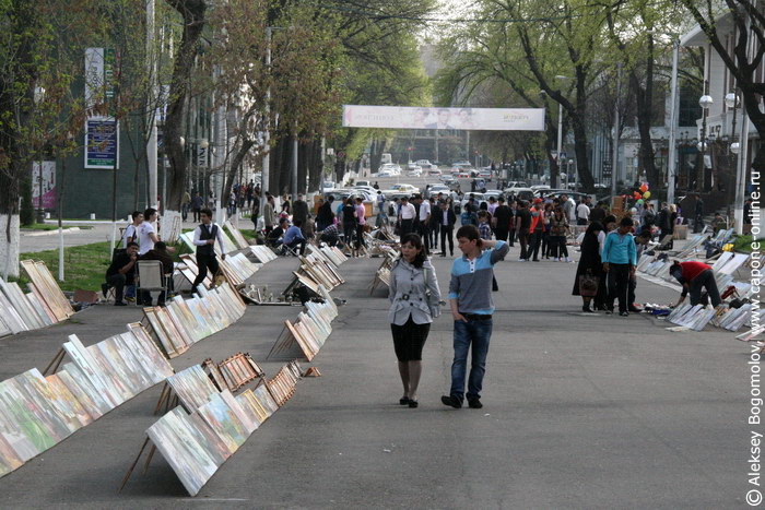 Пешеходный Бродвей в Ташкенте Пешеходный Бродвей в Ташкенте